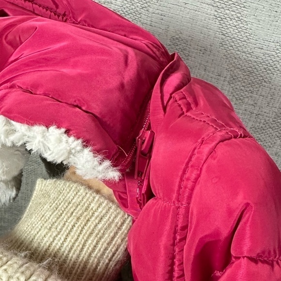 Girls Diesel pink hooded puffer jacket size 2T - Picture 2 of 12